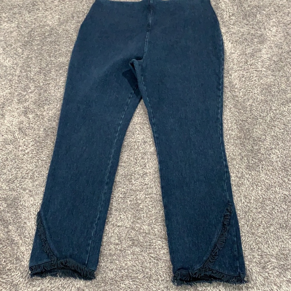 LYSSE jeans 👖 w/ fringe ankle length